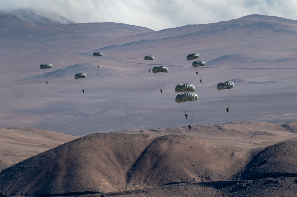 SS25: Chilean Paracaidistas, ST Airmen perform airborne operations via 192nd AS C-130H Hercules