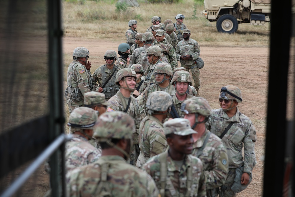 Hot Chow for the Fight: 793rd and 917th Support QLLEX Troops