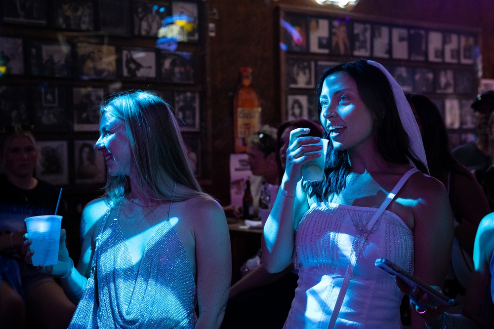 Marine Week Nashville; 2nd MAW band at Tootsies Orchid Lounge
