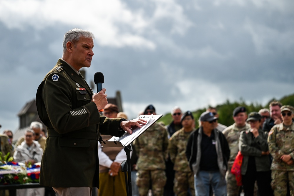 29th ID, V Corps commemorates D-Day at Omaha Beach Signal Monument
