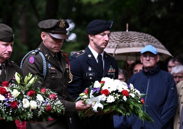 29th ID Soldiers pay tribute to 30th ID Soldiers in Normandy ceremony