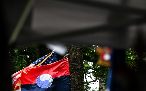 29th ID Soldiers pay tribute to 30th ID Soldiers in Normandy ceremony