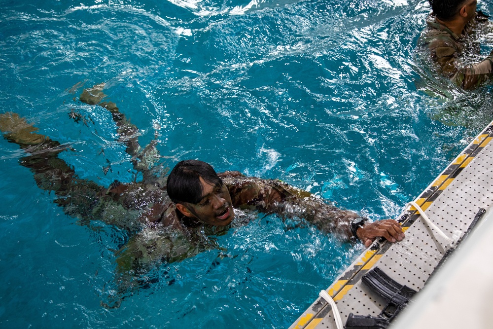 Best Squad Competition- Combat Water Survival Test