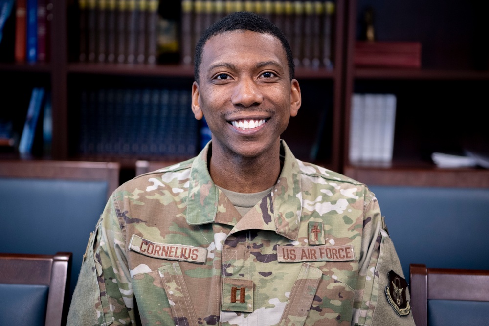 Grissom Welcomes New Base Chaplain