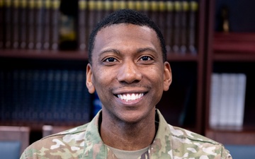 Grissom Welcomes New Base Chaplain