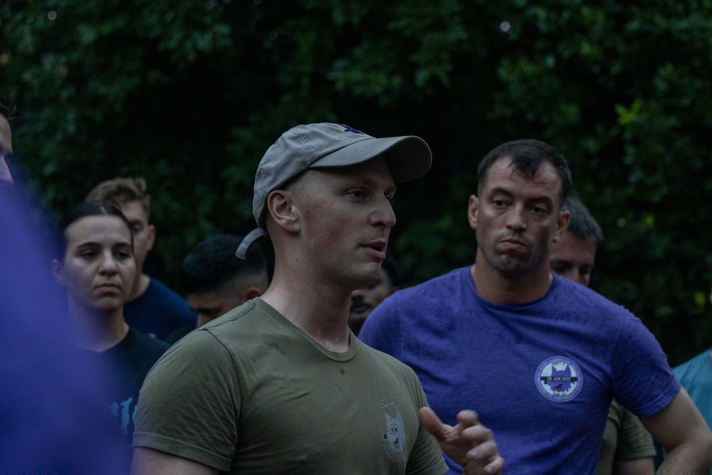 KAMANDAG 9: VMM-364 Marines Honor the Fallen Marines of Swift 11