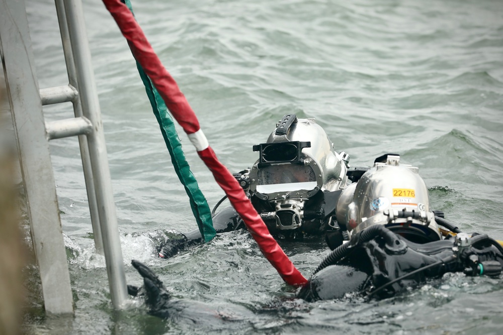 UCT 1 Dive Ops - BALTOPS25