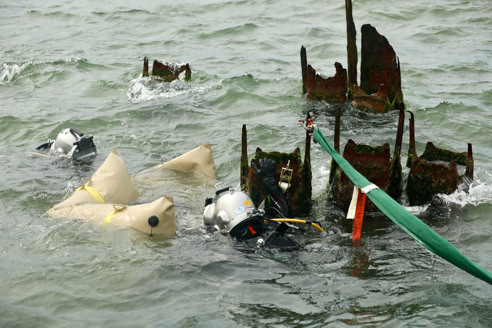 UCT 1 Dive Ops - BALTOPS25