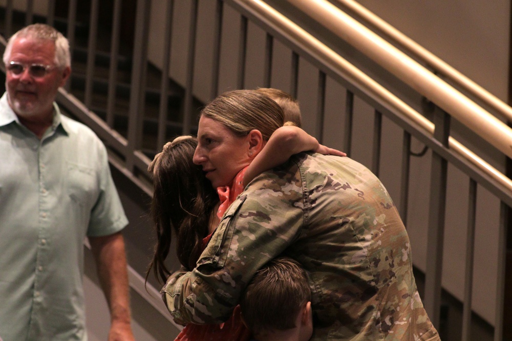 Springfield-based 232nd CSSB Mobilizes for Deployment to Europe