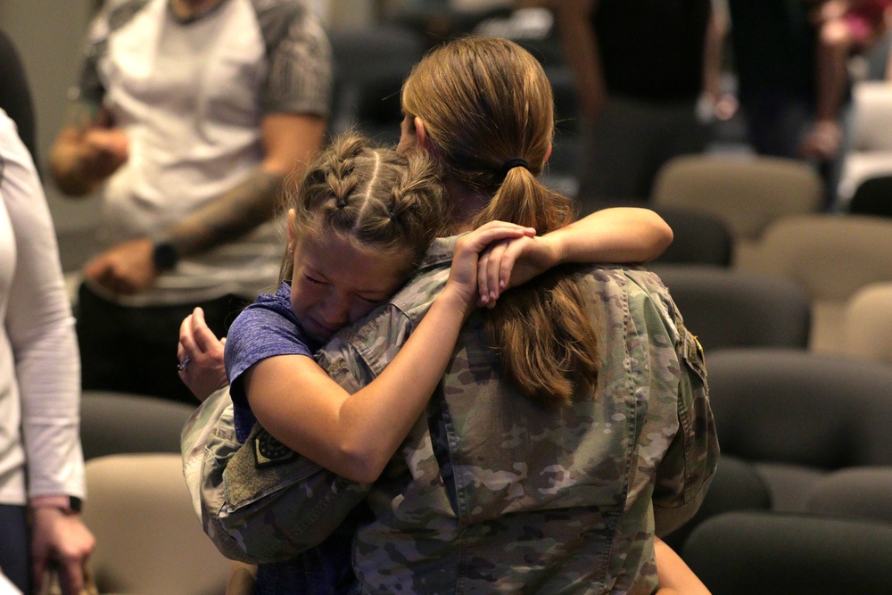 Springfield-based 232nd CSSB Mobilizes for Deployment to Europe