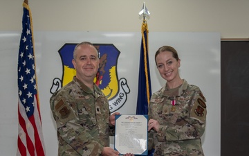 Porter Receives Meritorious Service Medal
