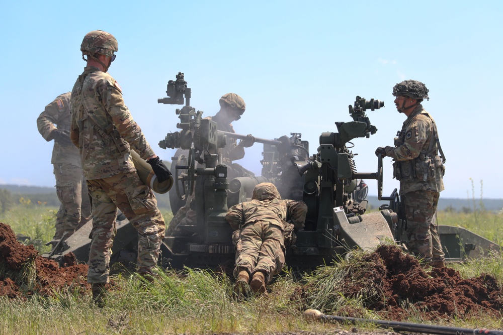 206th Field Artillery Conducts Close-Range Live Fire
