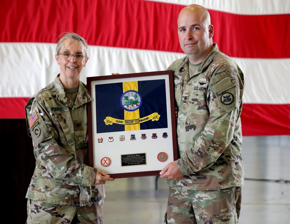 122nd Special Troops Command Change of Command Ceremony
