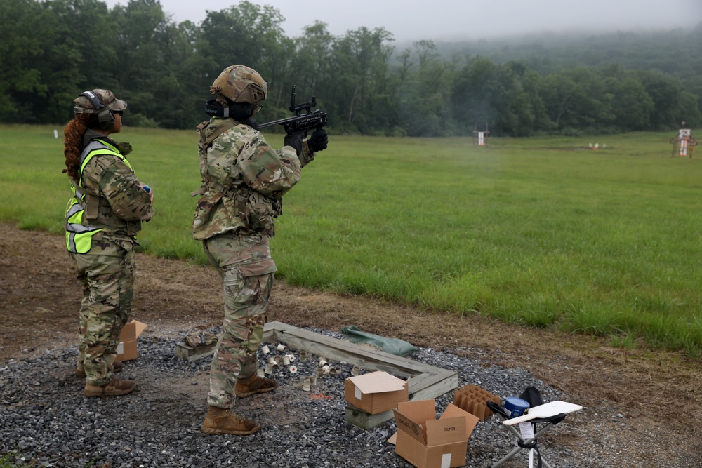 U.S. Soldiers Execute M320 Grenade Launcher Training