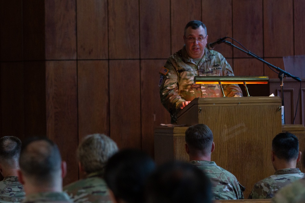 353rd CACOM Hosts Change of Command Ceremony