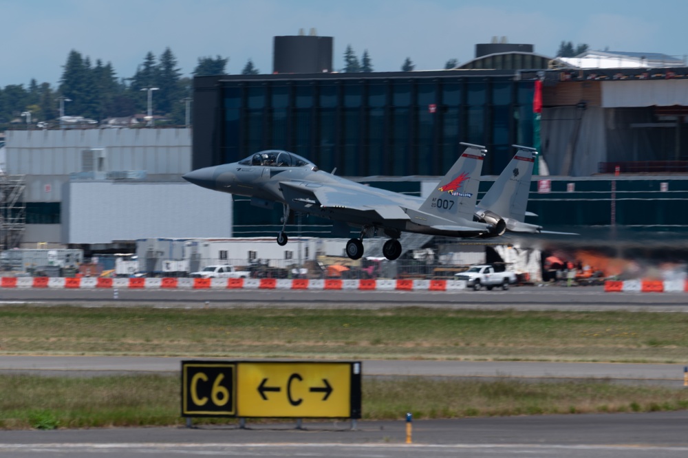 142nd Wing F-15s Prepare for Take-Off