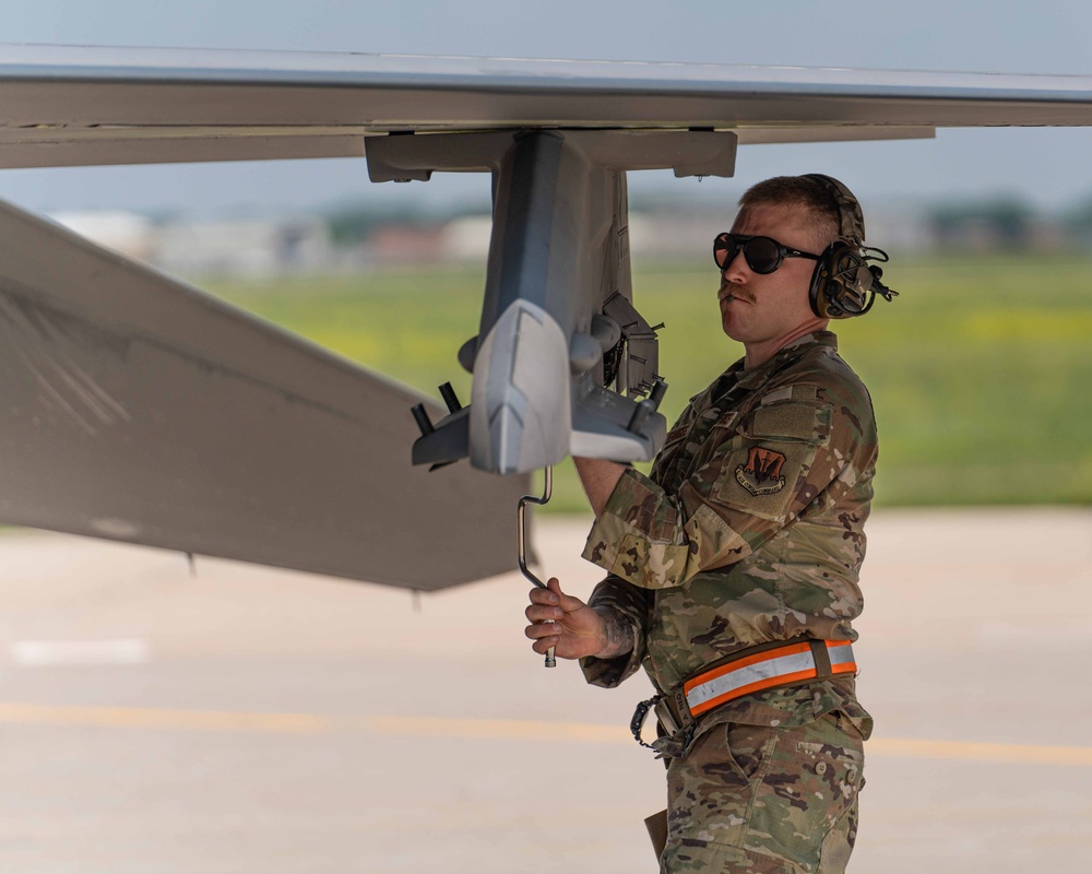 114th Maintenance Group Hosts Weapons Load Competition