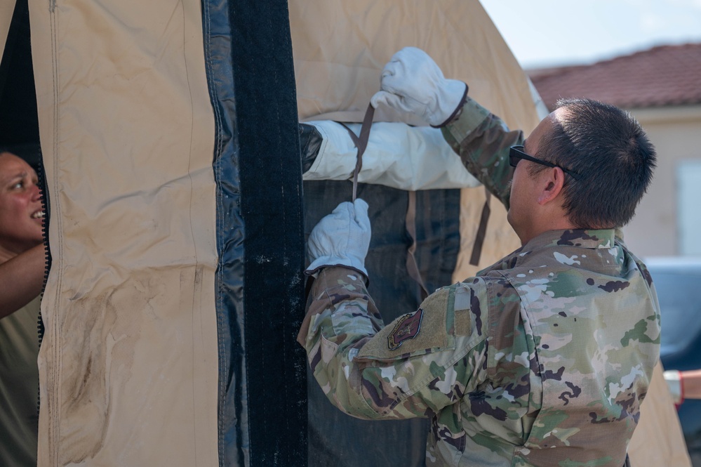 920th ASTS conducts shelter assembly training