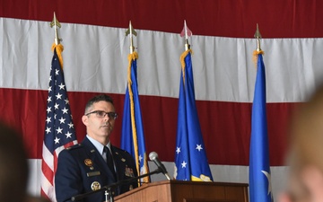 Col. Adam Carlson assumes command of the 185th Air Refueling Wing