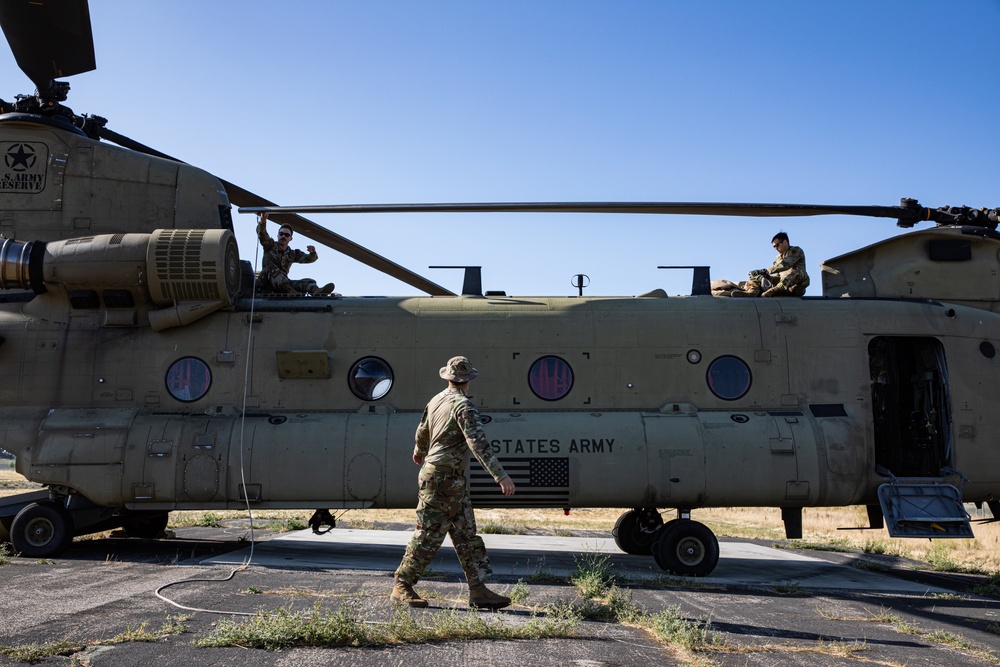 Operation Mojave Falcon - Chinook Unit Transportation