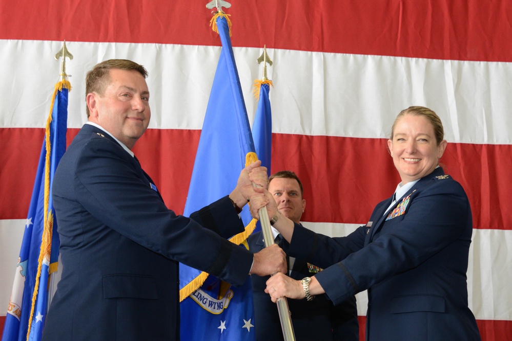 Morrison relinquishes command