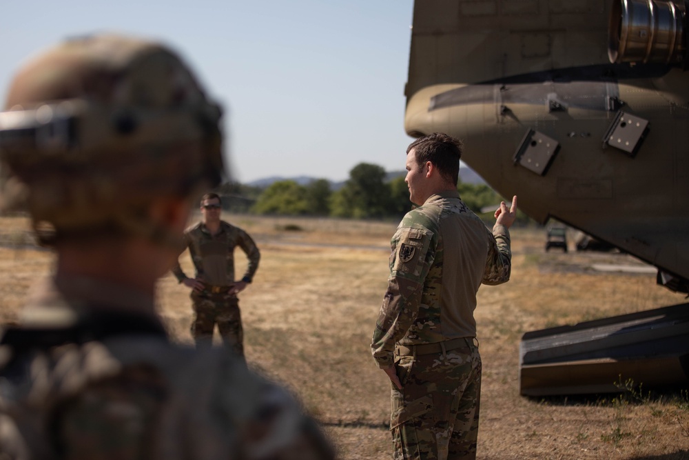 Operation Mojave Falcon - Chinook Unit Transportation