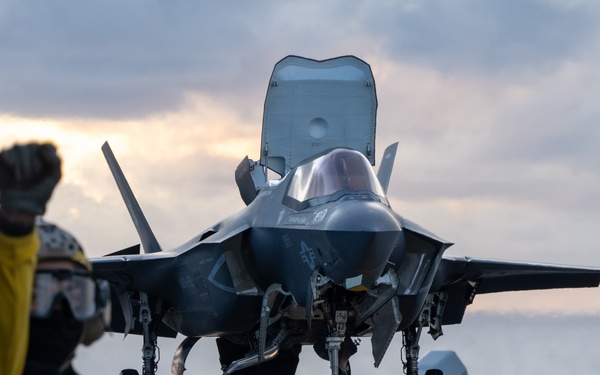 USS America (LHA 6) Conducts Flight Operations