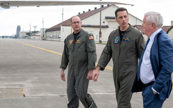 Ambassador to Japan visits Misawa Air Base