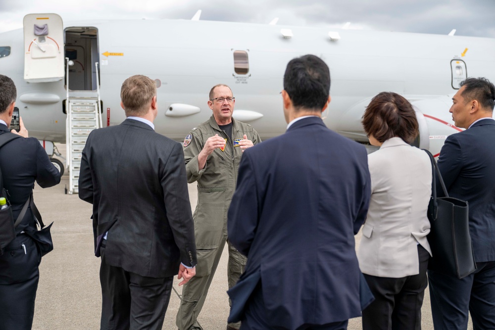 Ambassador to Japan visits Misawa Air Base