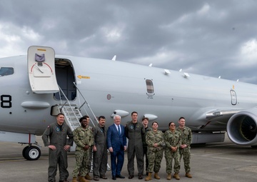 Ambassador to Japan visits Misawa Air Base