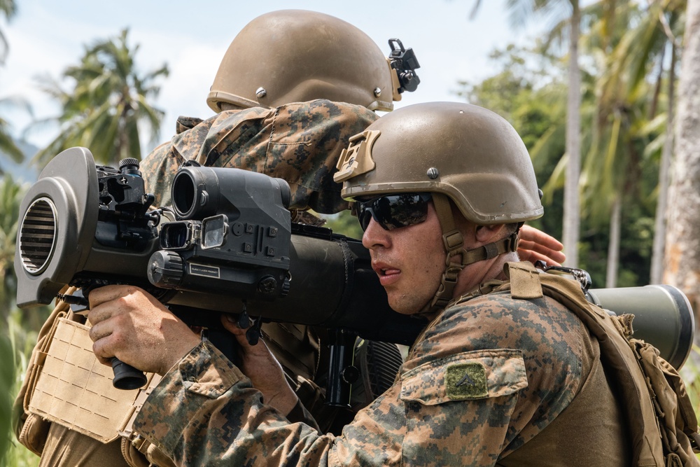 KAMANDAG 9: MRF-D 25.3 and PMC conduct a counter-landing live-fire rehearsal
