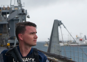 USS Frank Cable (AS 40) departs Majuro