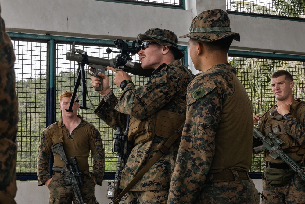 KAMANDAG 9: MRF-D 25.3 and PMC conduct a subject matter expert exchange