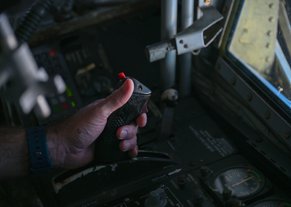506th EARS Refuel A-10s across the Pacific