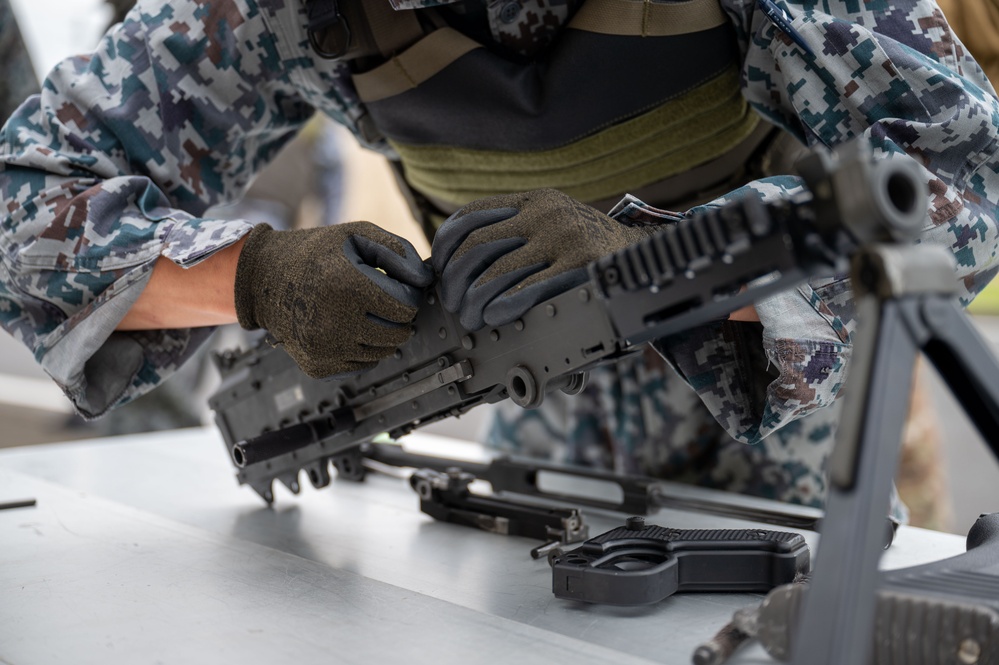 374 SFS, Japanese counterparts conduct Security Team Training