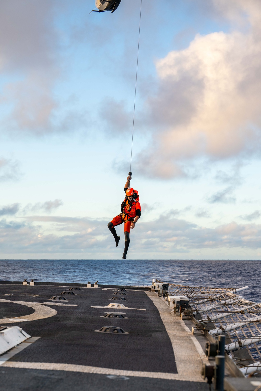 Coast Guard Cutter Harriet Lane Performs joint flight operations with French Navy off the coast of Tahiti