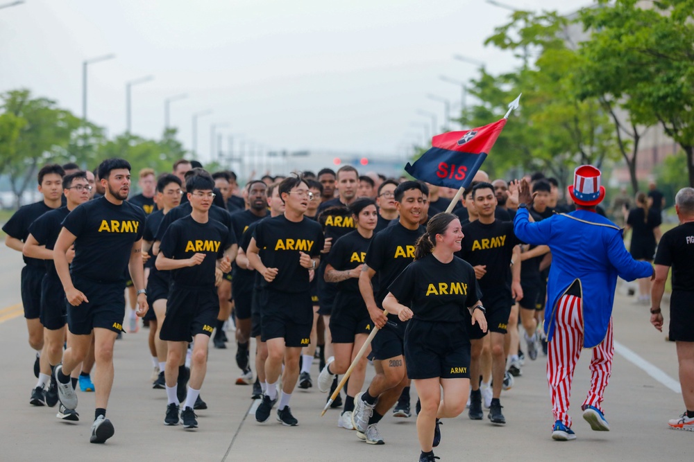 U.S. Soldiers celebrate KATUSA Friendship Week with an 8th Army Run.