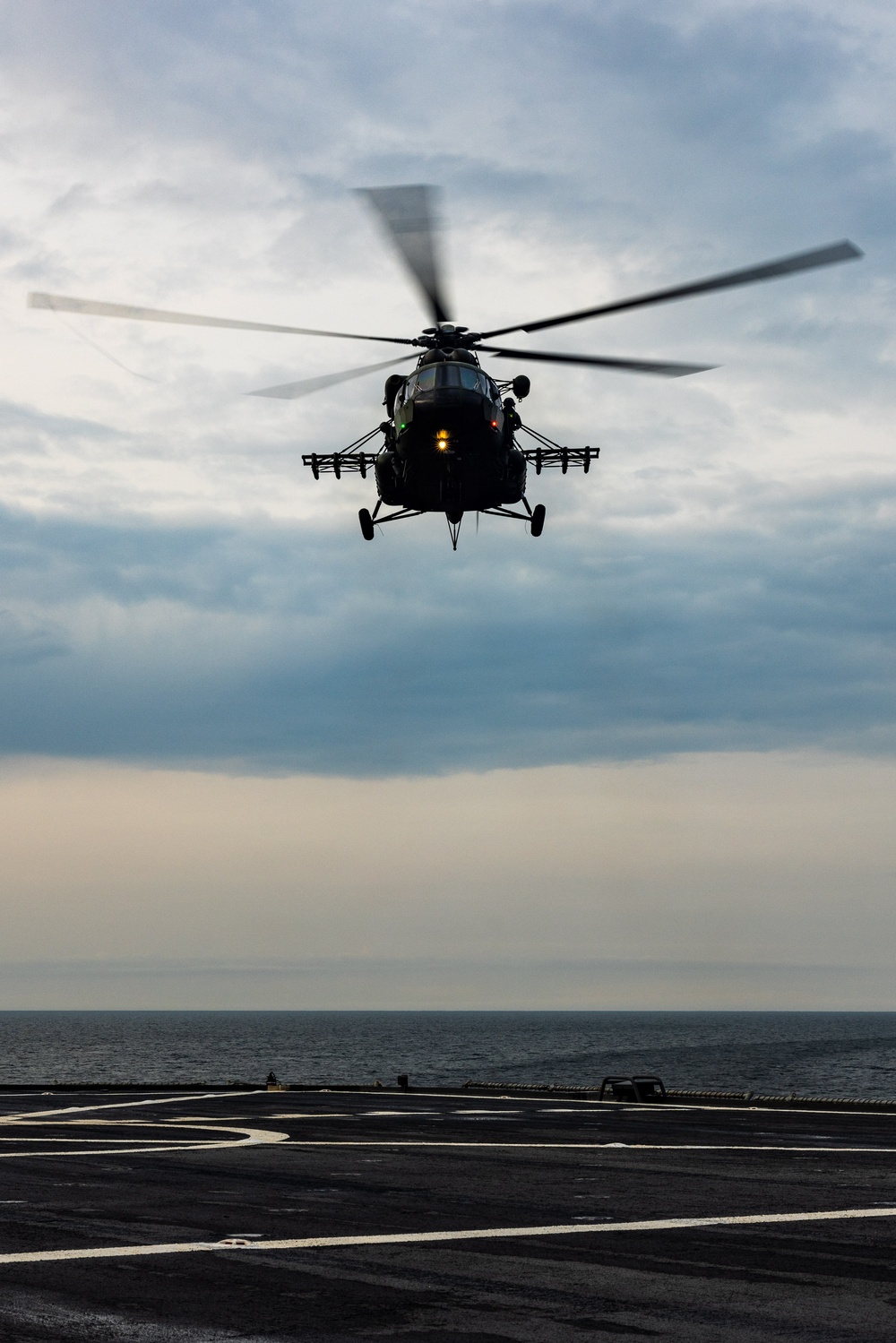 Polish Mi-17 Helicopter Pilots Conduct Deck Landing Qualifications During BALTOPS 25
