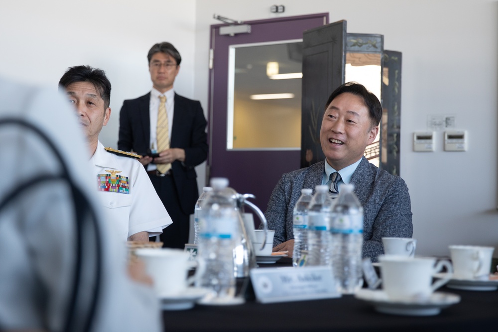 Director of National Intelligence and U.S. Ambassador to Japan visit MCAS Iwakuni