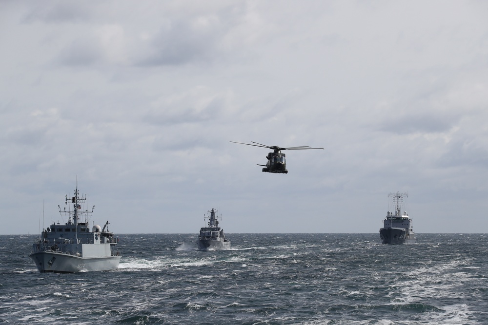 SNMCMG1 conducts mine countermeasure exercises during BALTOPS 25