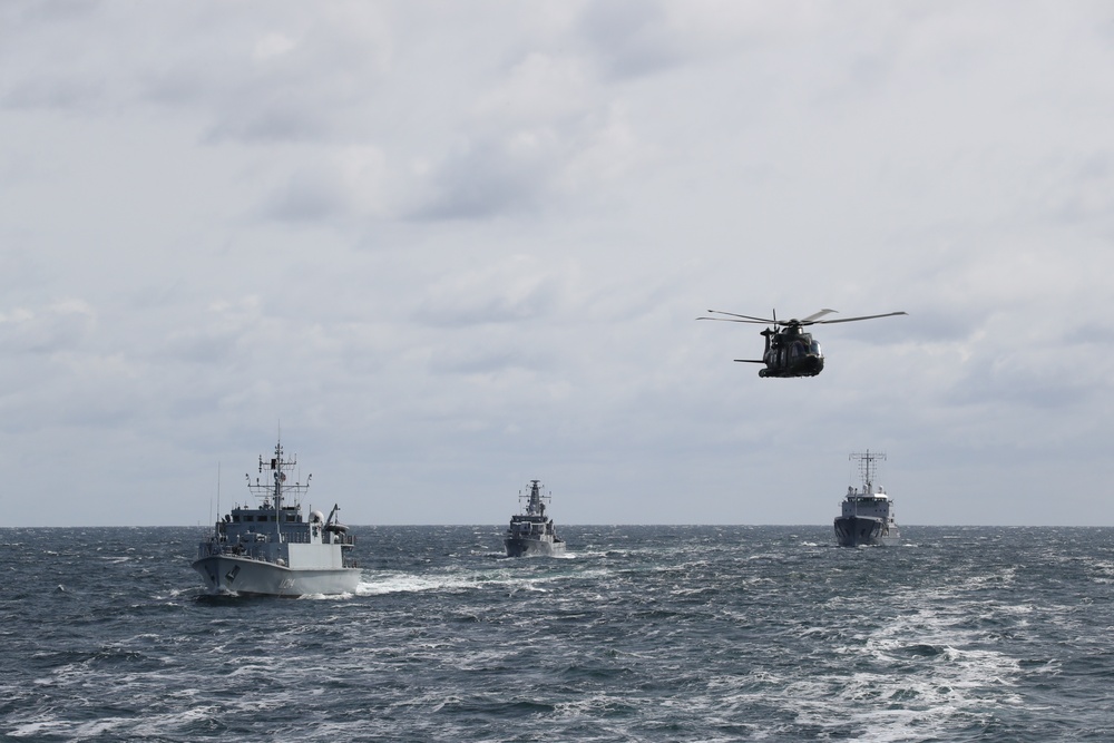 SNMCMG1 conducts mine countermeasure exercises during BALTOPS 25