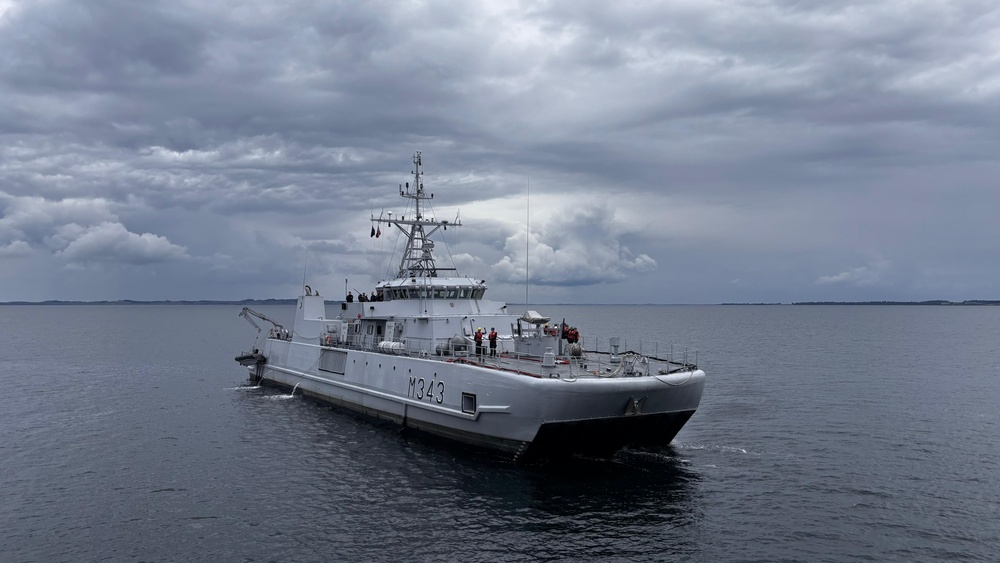SNMCMG1 conducts mine countermeasure exercises during BALTOPS 25
