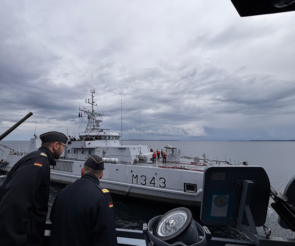 SNMCMG1 conducts mine countermeasure exercises during BALTOPS 25
