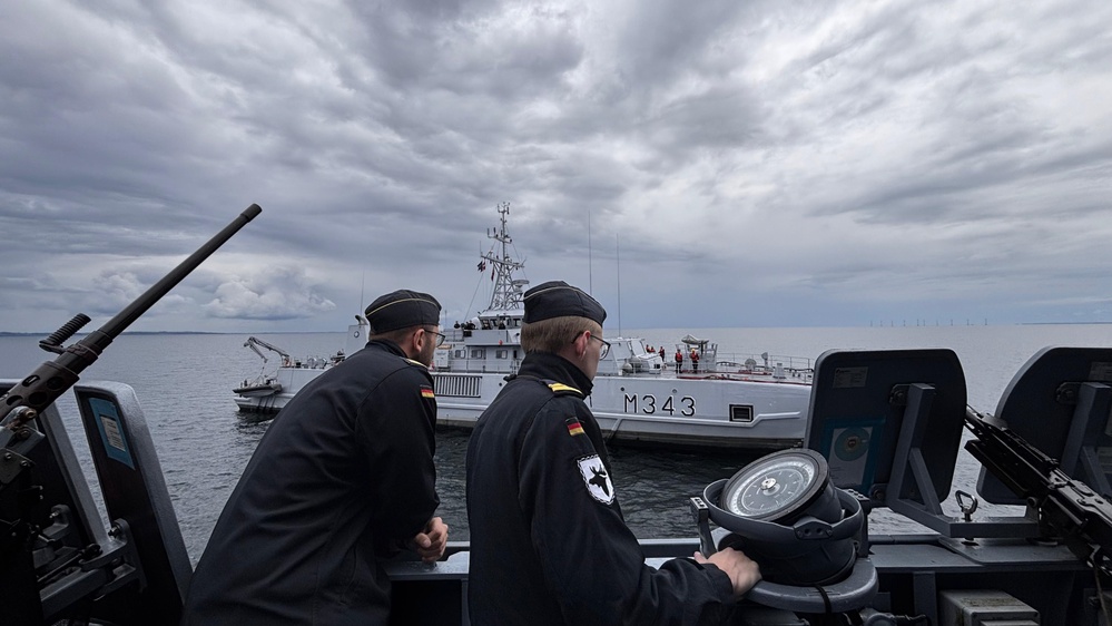 SNMCMG1 conducts mine countermeasure exercises during BALTOPS 25