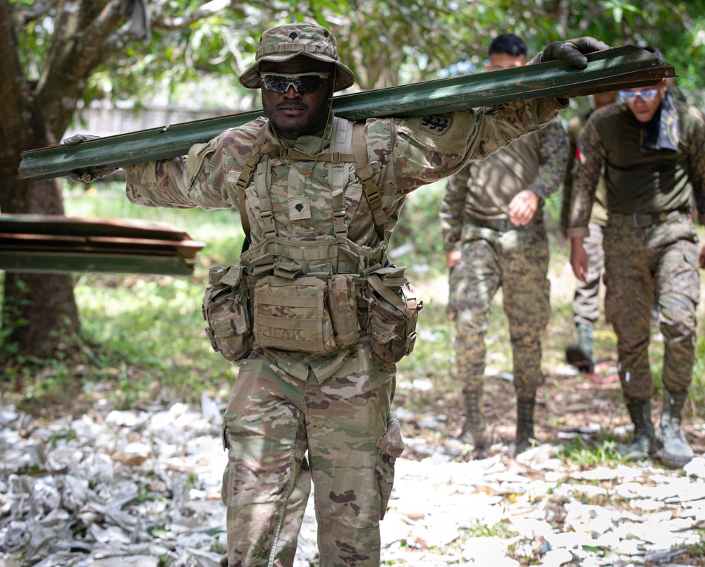Salaknib 25 | 95th Combat Engineer Company-Infantry Subject Matter Expert Exchange