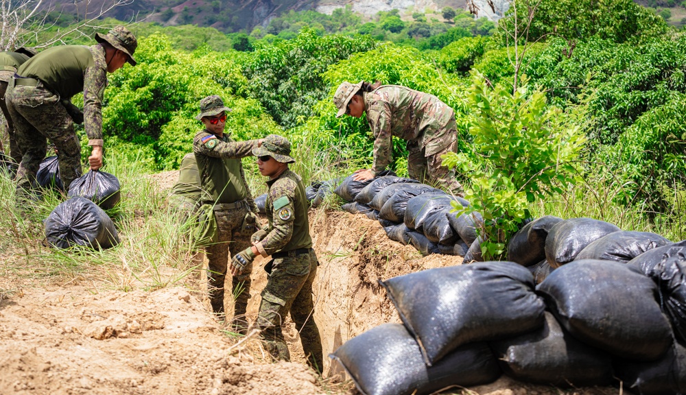 Salaknib 25 | 95th Combat Engineer Company-Infantry Subject Matter Expert Exchange