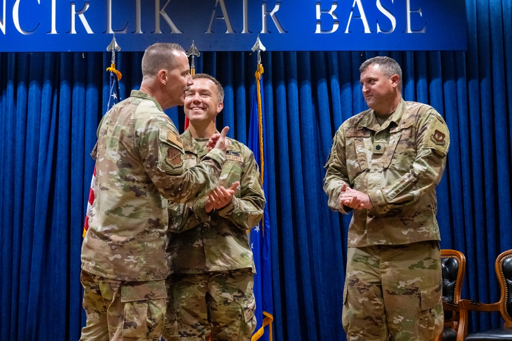 39th HCOS Honors Outgoing Commander, Welcomes New Leadership