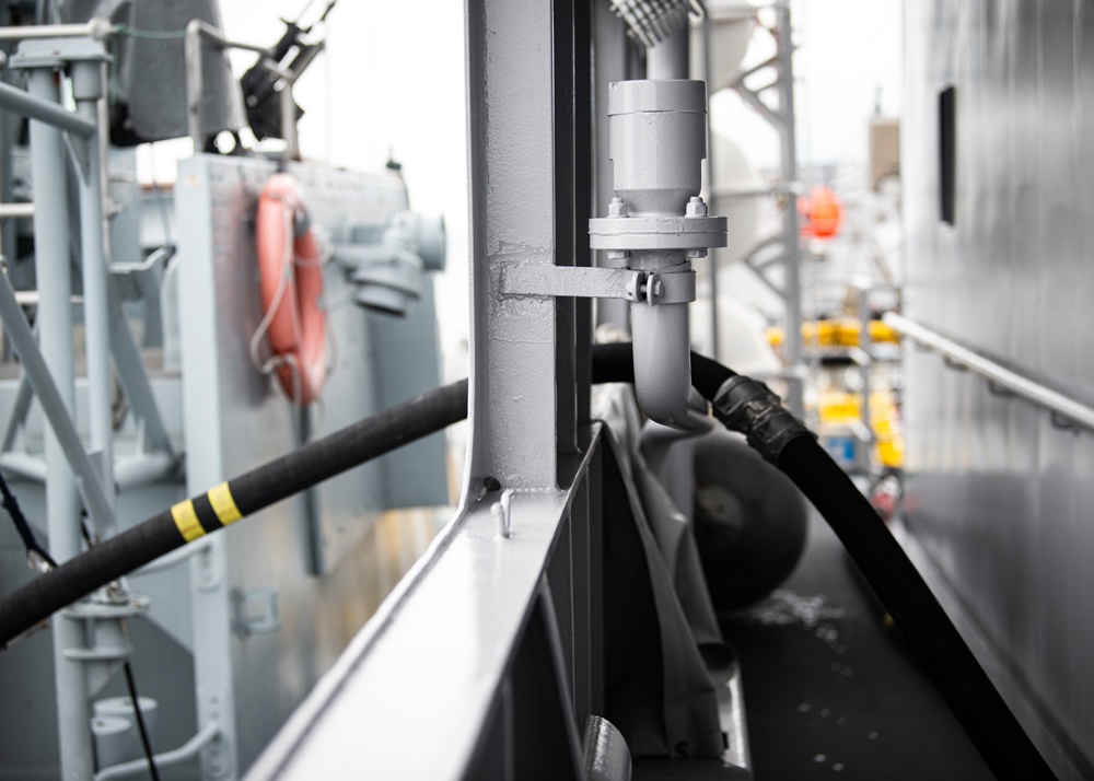 Estonian minehunter Sakala receives a refueling at sea during BALTOPS 25