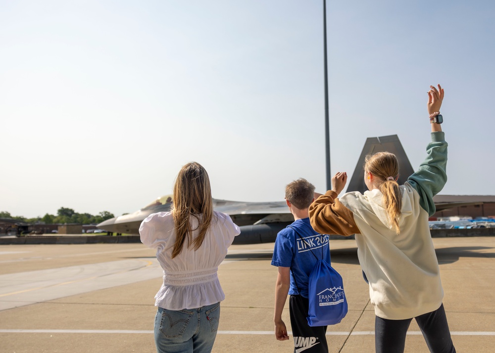 Col. Tellez takes final flight as 1st Fighter Wing commander
