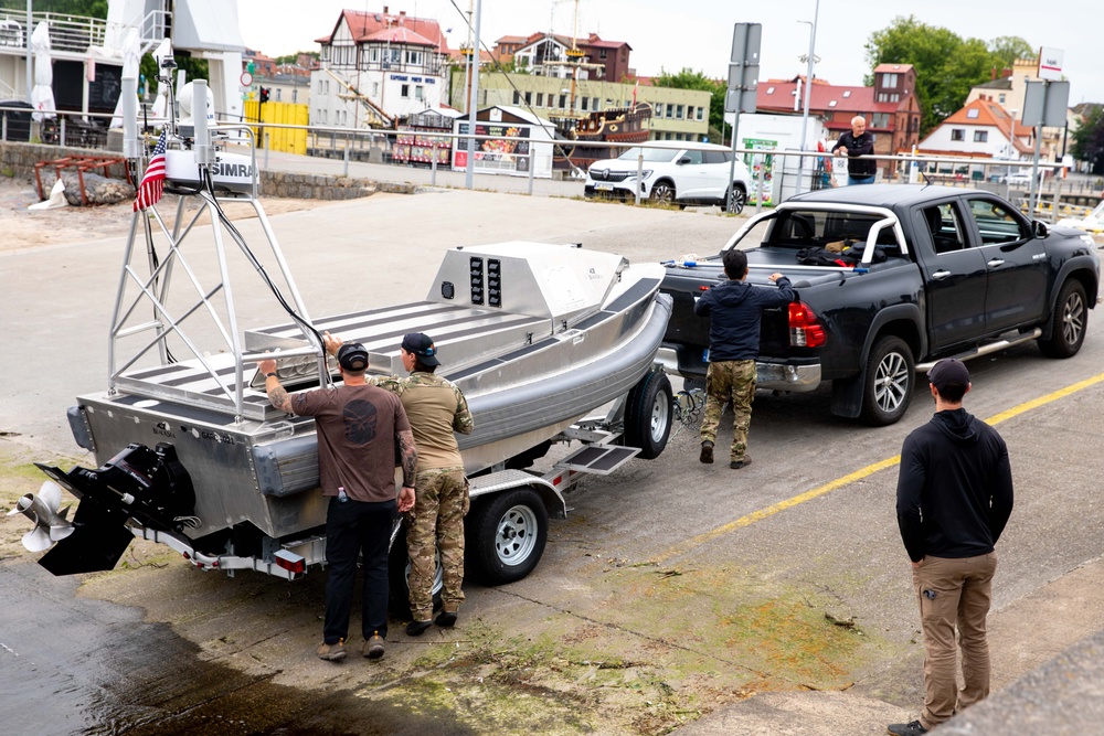 CTF-66 Unloads Unmanned Surface Vehicle during Exercise BALTOPS 25